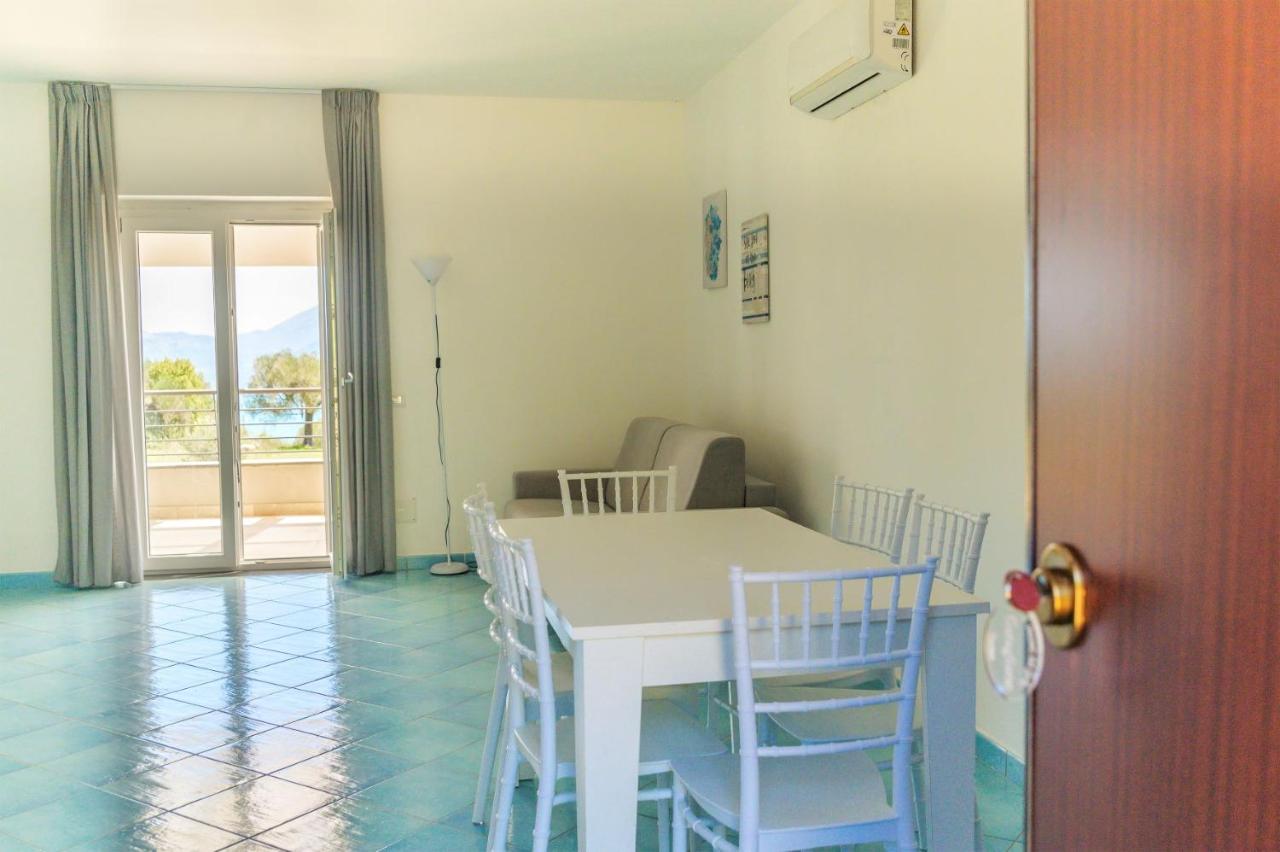 Apartamento L'Incanto Del Golfo Scario Exterior foto